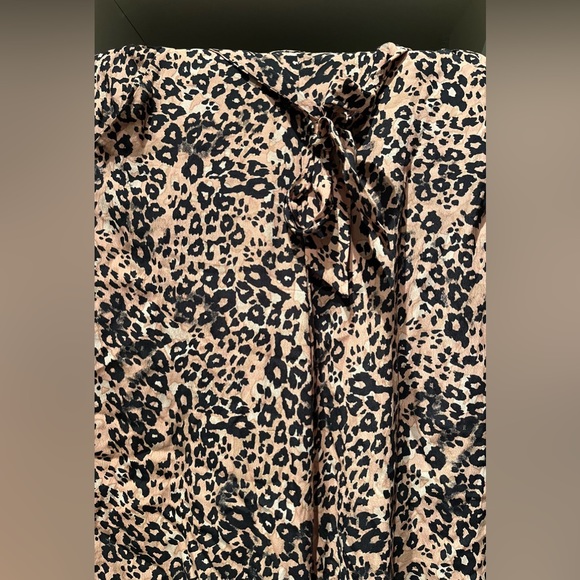 WILFRED high rise leopard culottes pants - size M - Picture 3 of 3